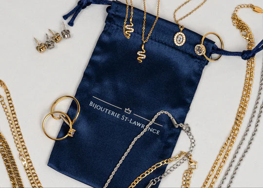 Un bijou mystère à l'achat d'un bijou - 3 et 4 novembre - une limite de 1 par client